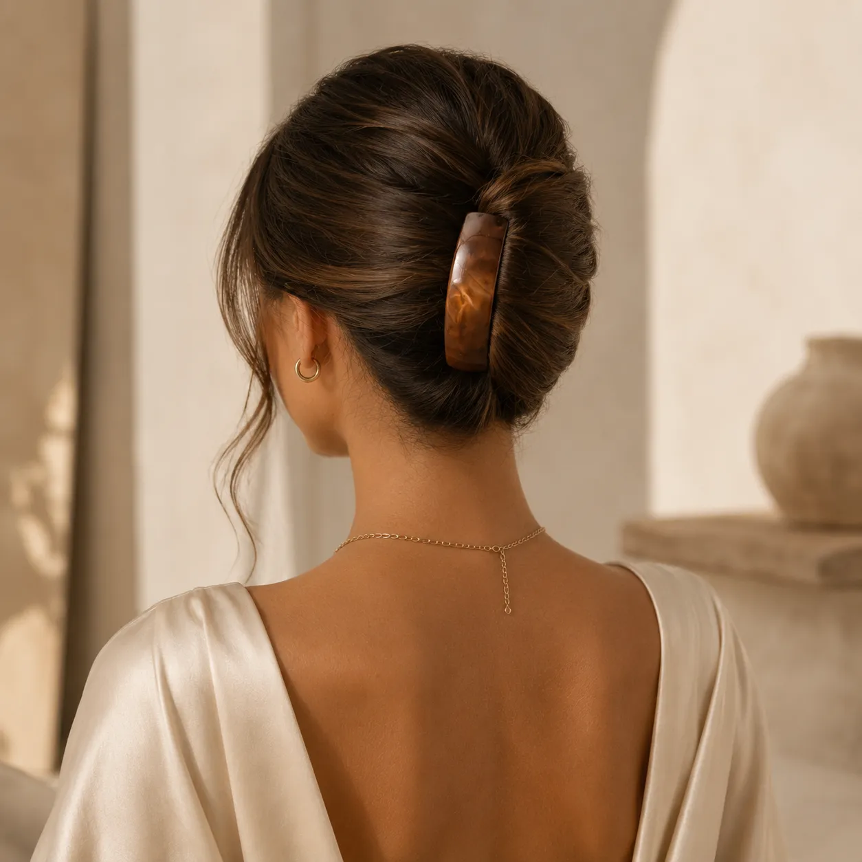 Детали янтарной заколки-автомата Barrettes